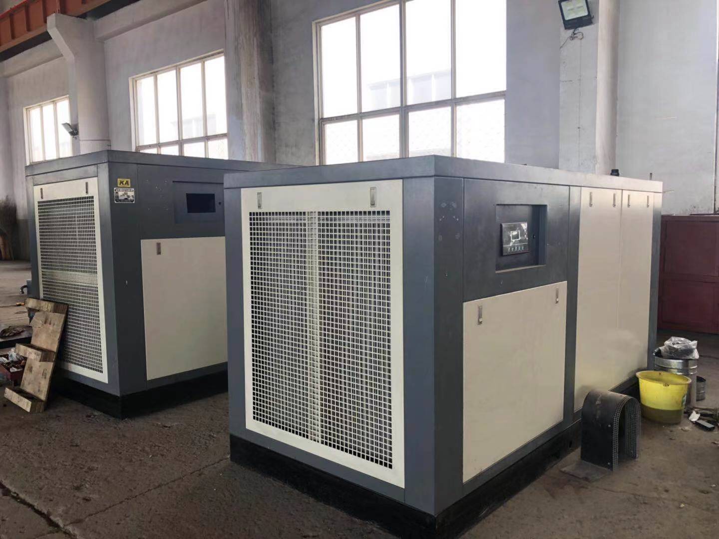 <strong>空壓機(jī),儲氣罐子,噴砂機(jī)</strong>